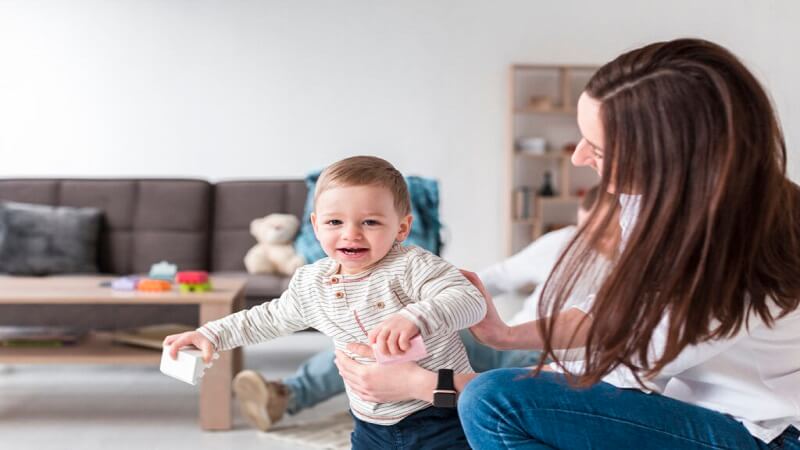 Why Dubai Families Are Choosing Professional Babysitting Services Over Informal Arrangements